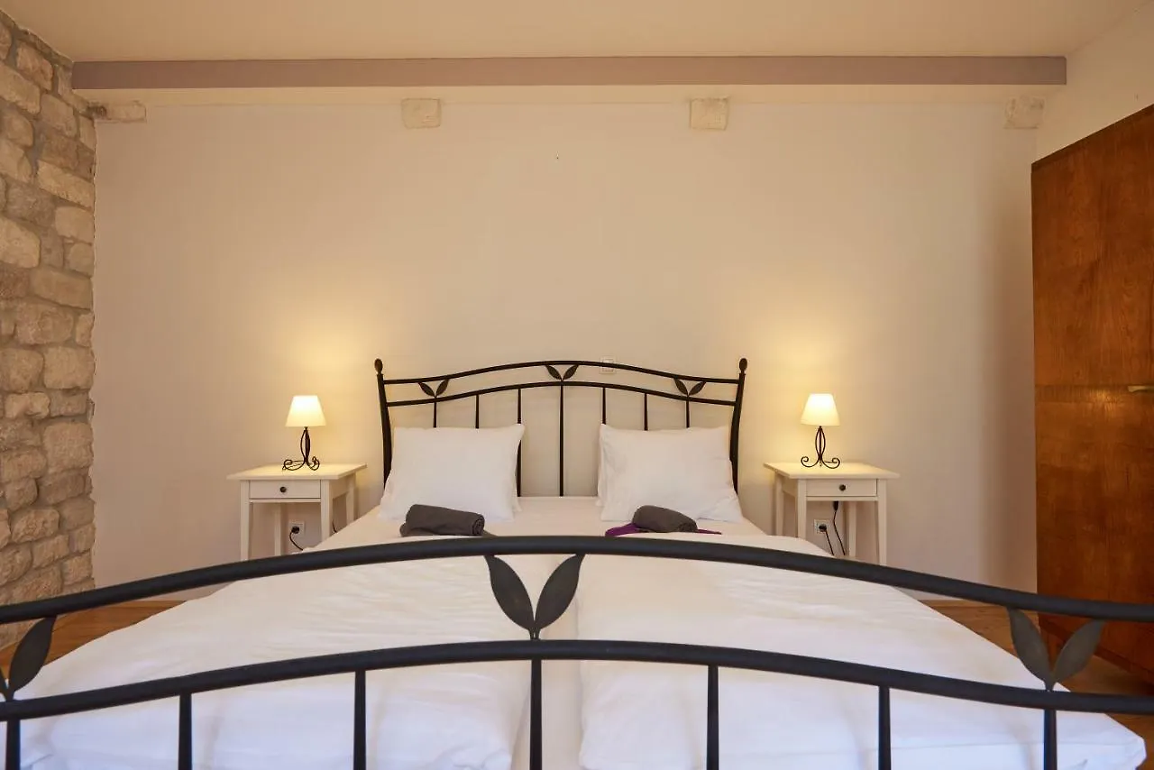 Apartment Capo Residence - Old Town - Parking Trogir